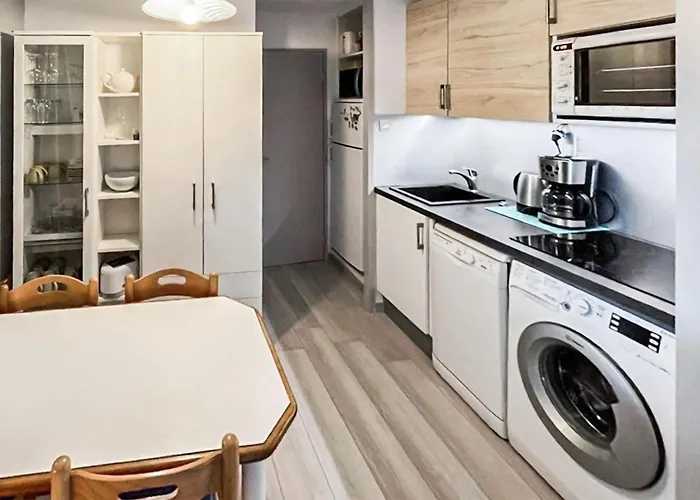 Apartment Piscine Et Acces