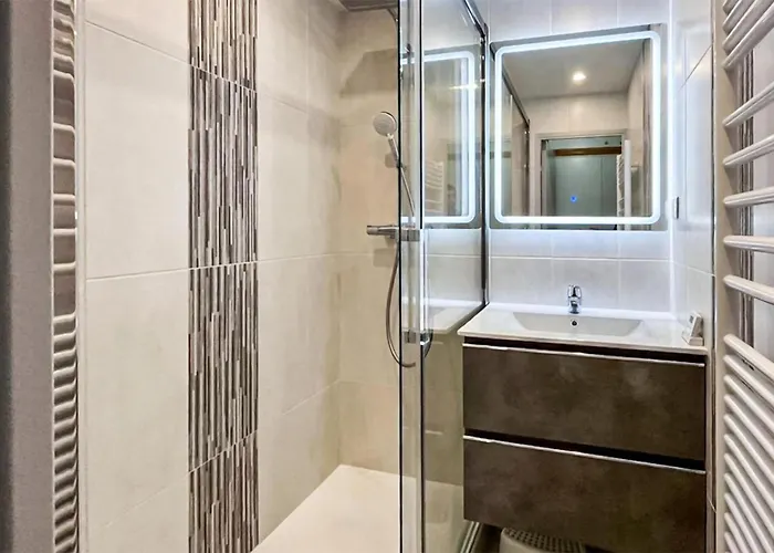 Apartment Piscine Et Acces